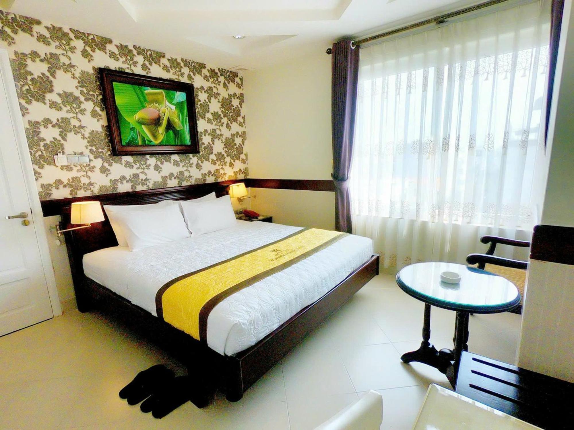 Hoang Thanh Thuy Airport Hotel 2 - Gan Am Thuc Dem Cho Hoang Hoa Tham Хошимін Екстер'єр фото